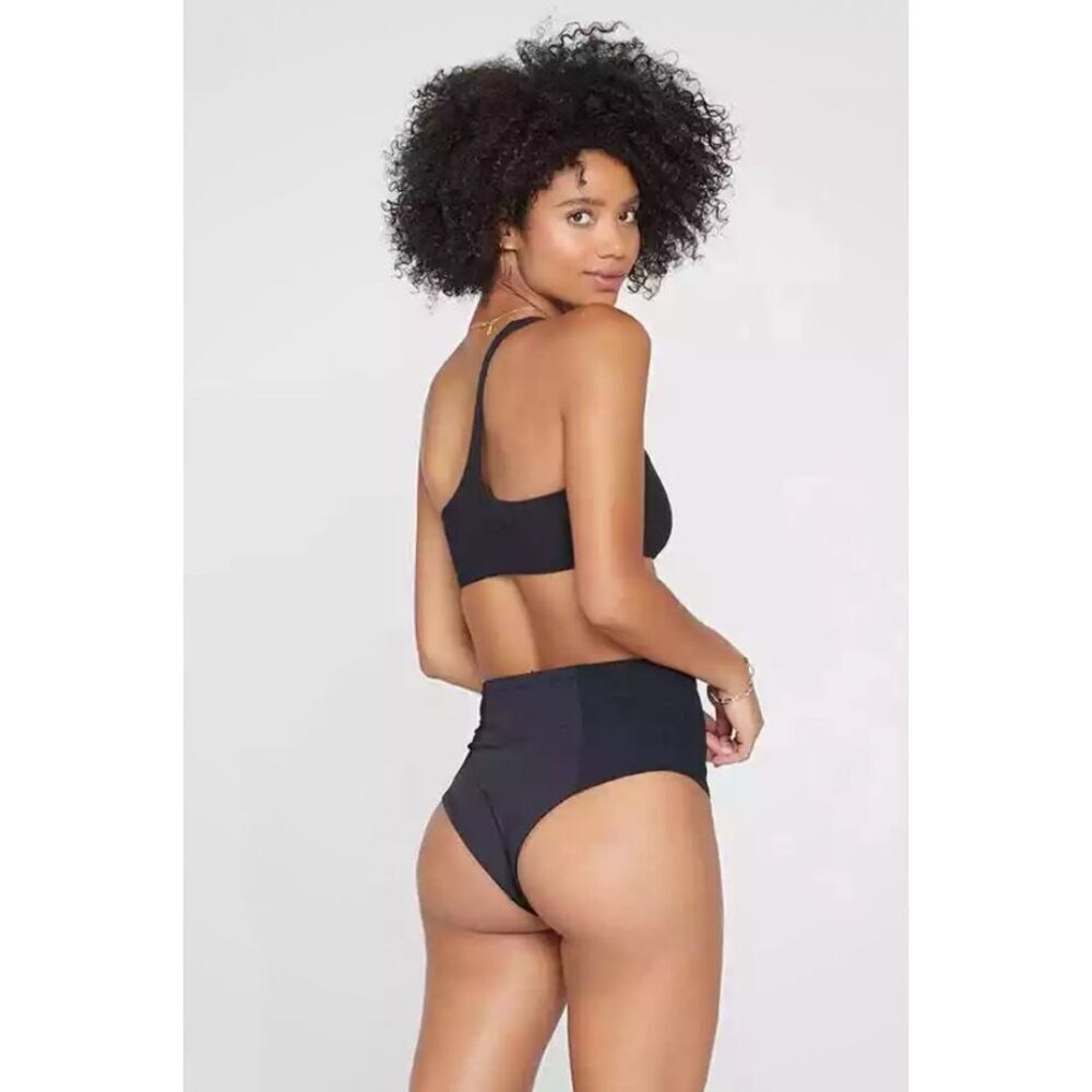 L Space NWT black Medium bikini SET - Tori top and Jackie Bitsy bottom swim - Picture 5 of 13